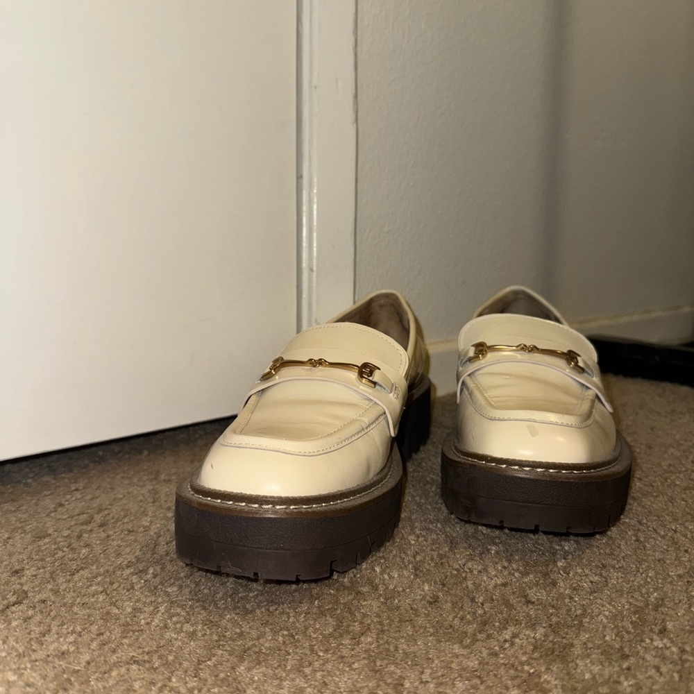 Sam Edelman Cream Loafers with Gold Accent - Picture 4 of 5